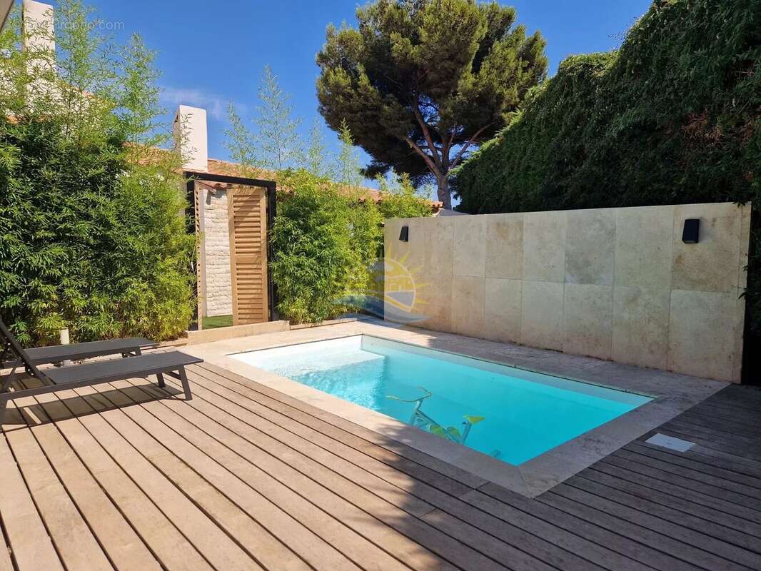 Maison à CARRY-LE-ROUET