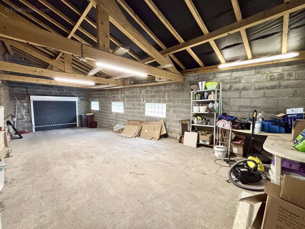 Maison à CREVECOEUR-SUR-L&#039;ESCAUT