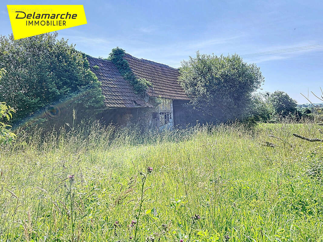 Maison à ISIGNY-LE-BUAT