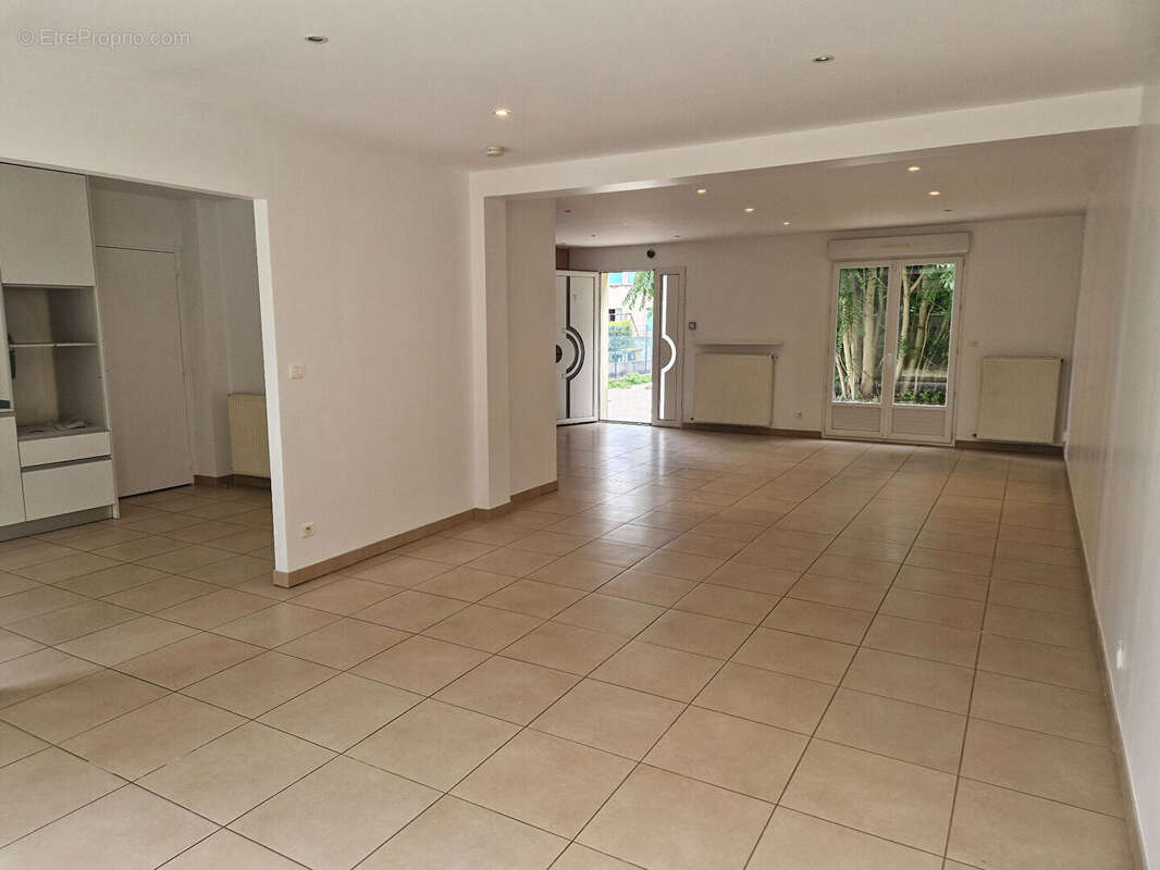 Maison à LIVRY-GARGAN