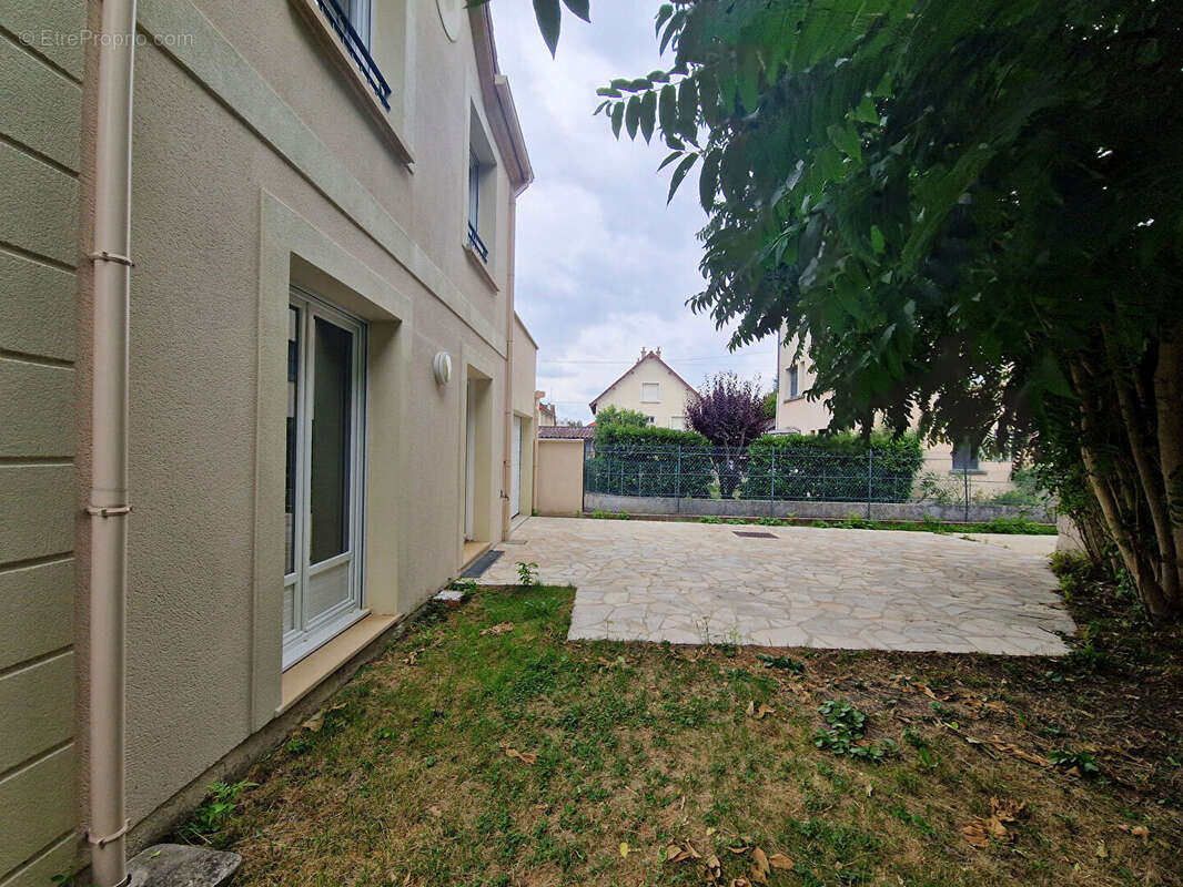 Maison à LIVRY-GARGAN