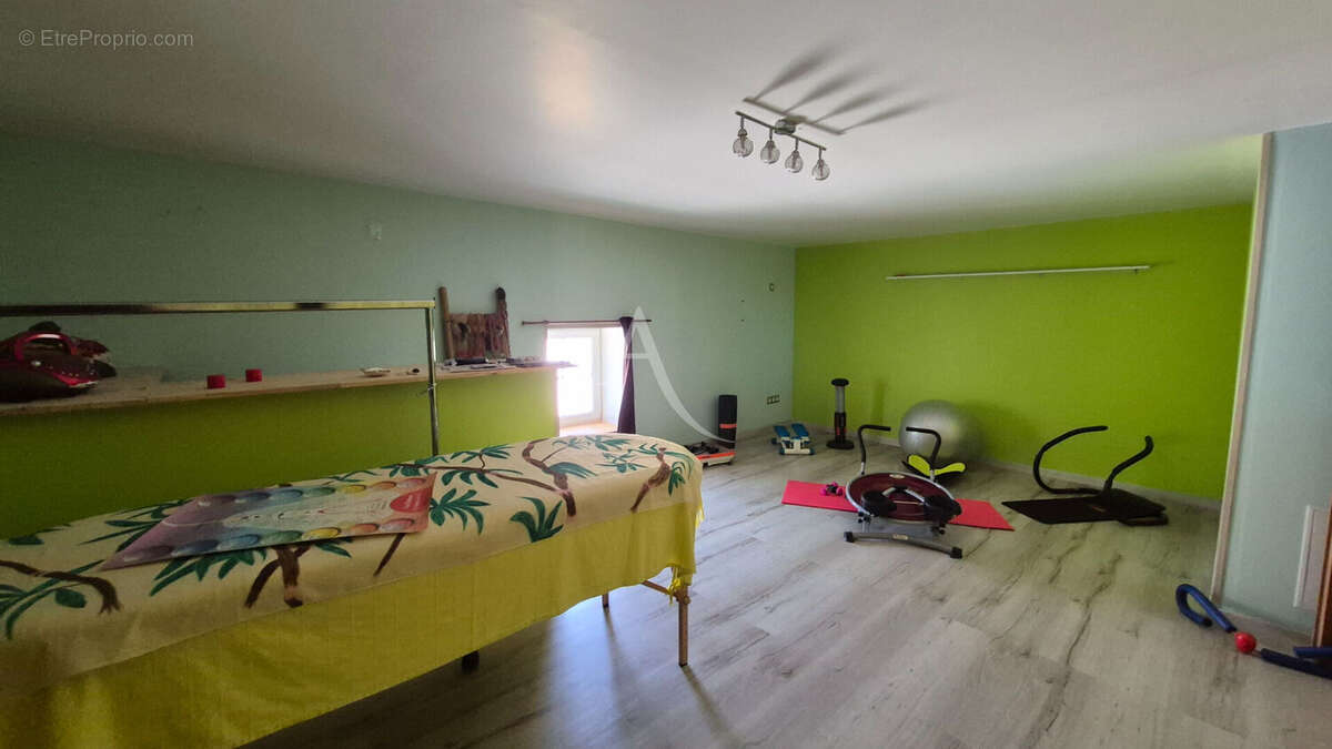 Maison à ASNIERES-LA-GIRAUD