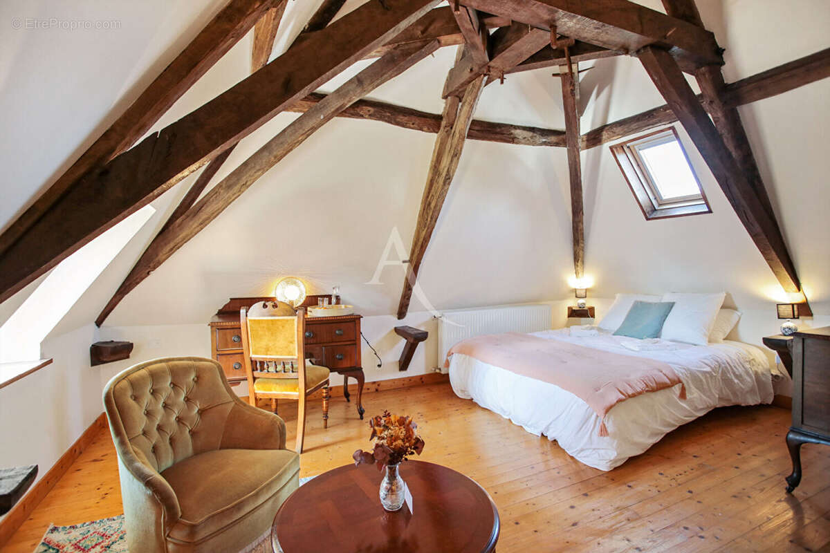 Maison à SAINT-PORCHAIRE