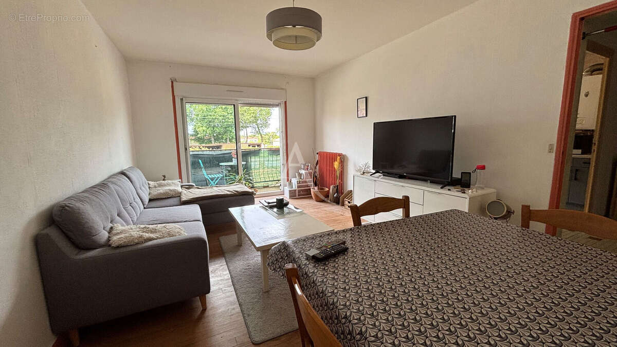 Appartement à SAINTES