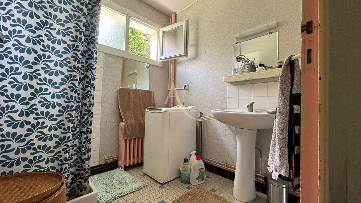 Appartement à SAINTES