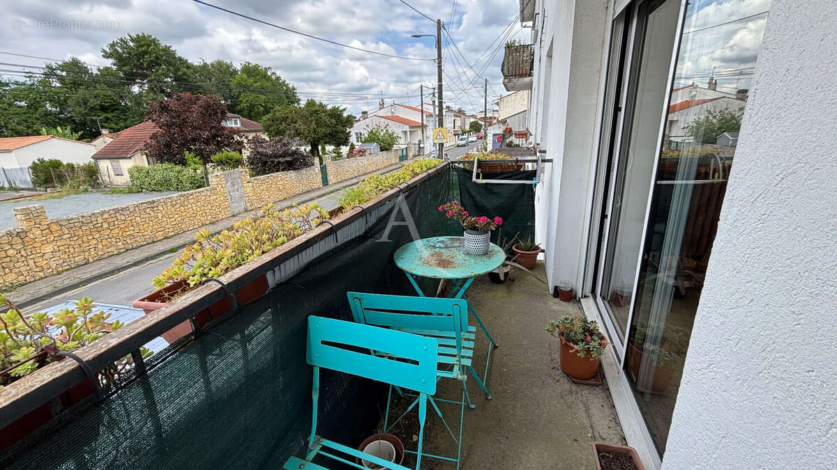 Appartement à SAINTES