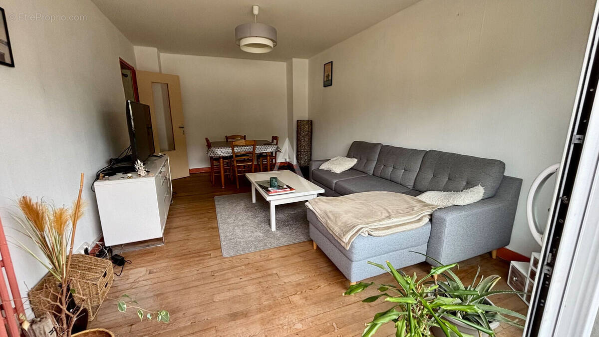 Appartement à SAINTES