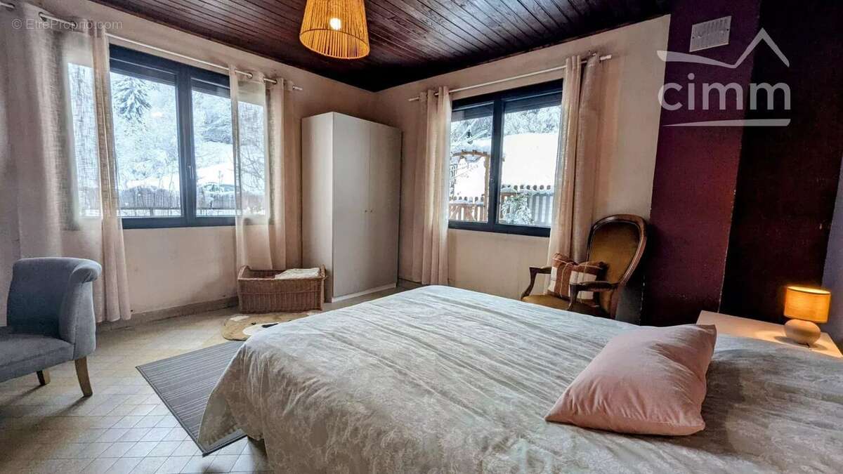 Maison à SAINT-PIERRE-DE-CHARTREUSE