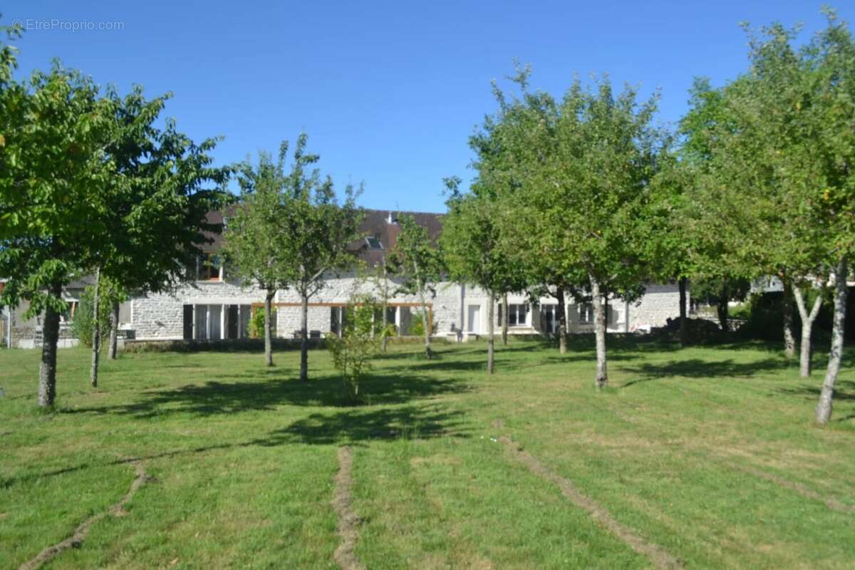 Maison à MARCHESEUIL