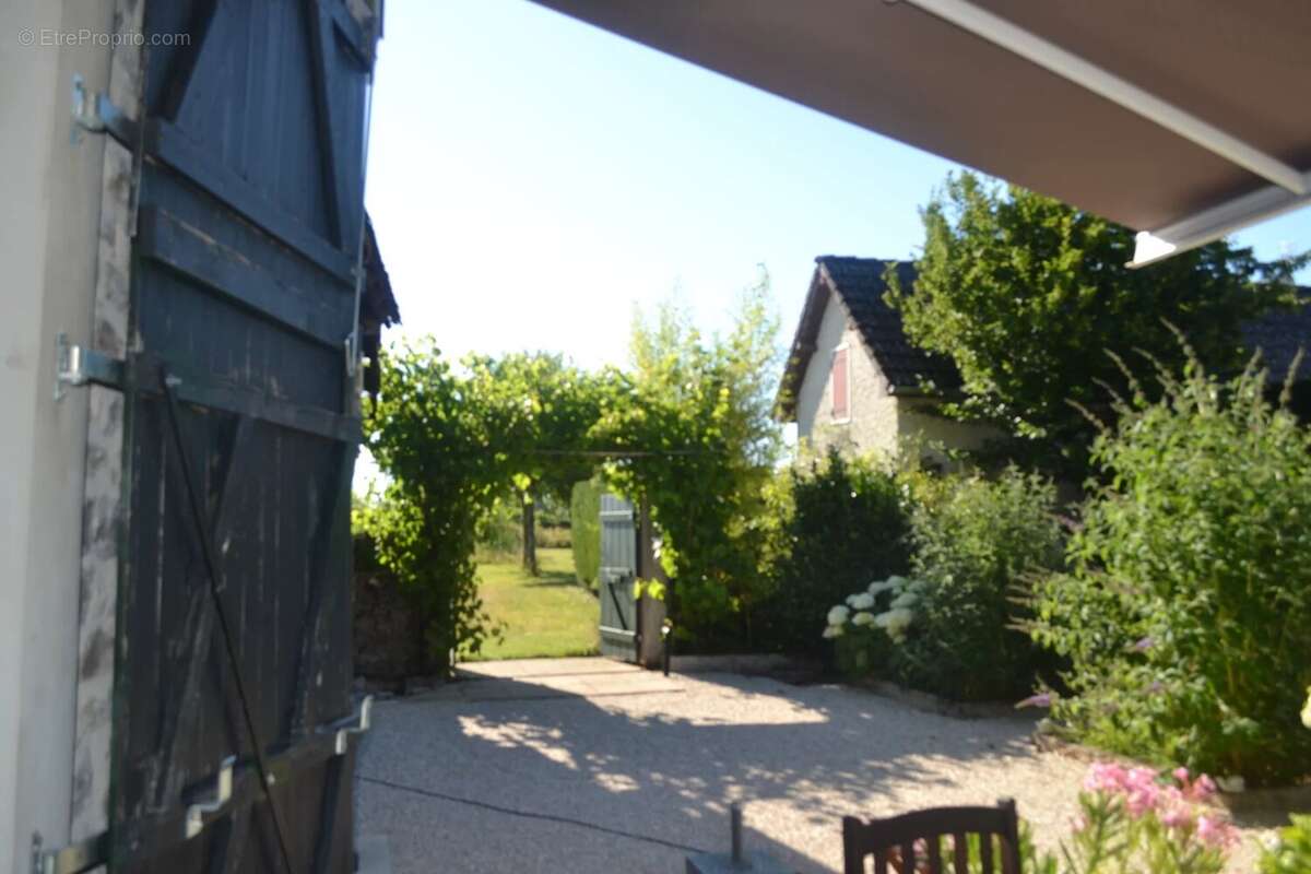 Maison à MARCHESEUIL