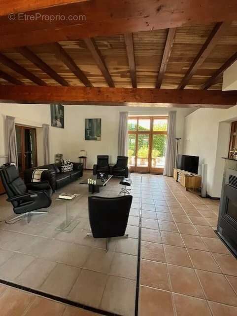 Maison à MARCHESEUIL