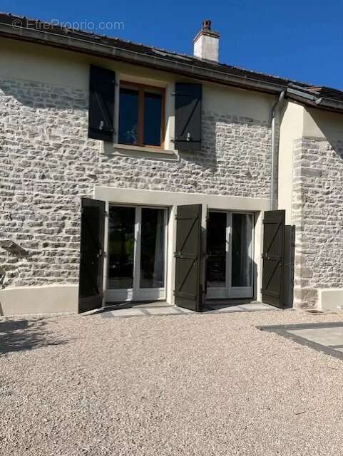 Maison à MARCHESEUIL