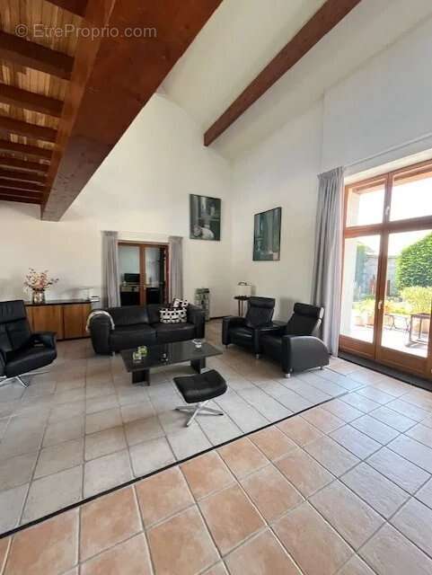 Maison à MARCHESEUIL