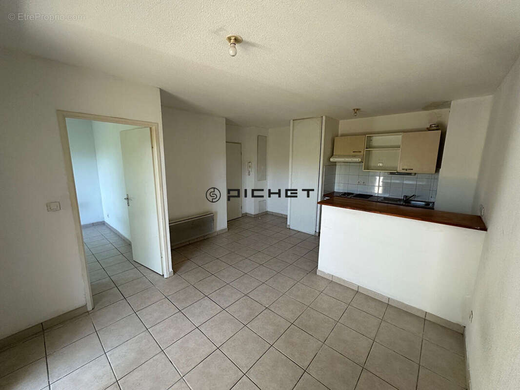 Appartement à SAINT-SEURIN-SUR-L&#039;ISLE