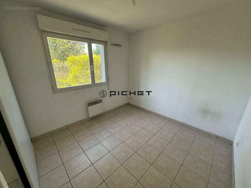 Appartement à SAINT-SEURIN-SUR-L&#039;ISLE