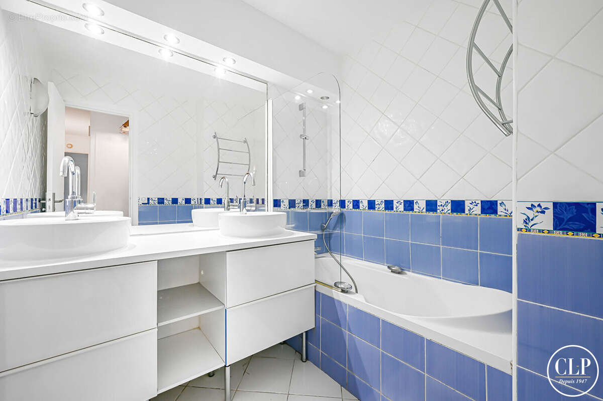 Appartement à FONTENAY-SOUS-BOIS