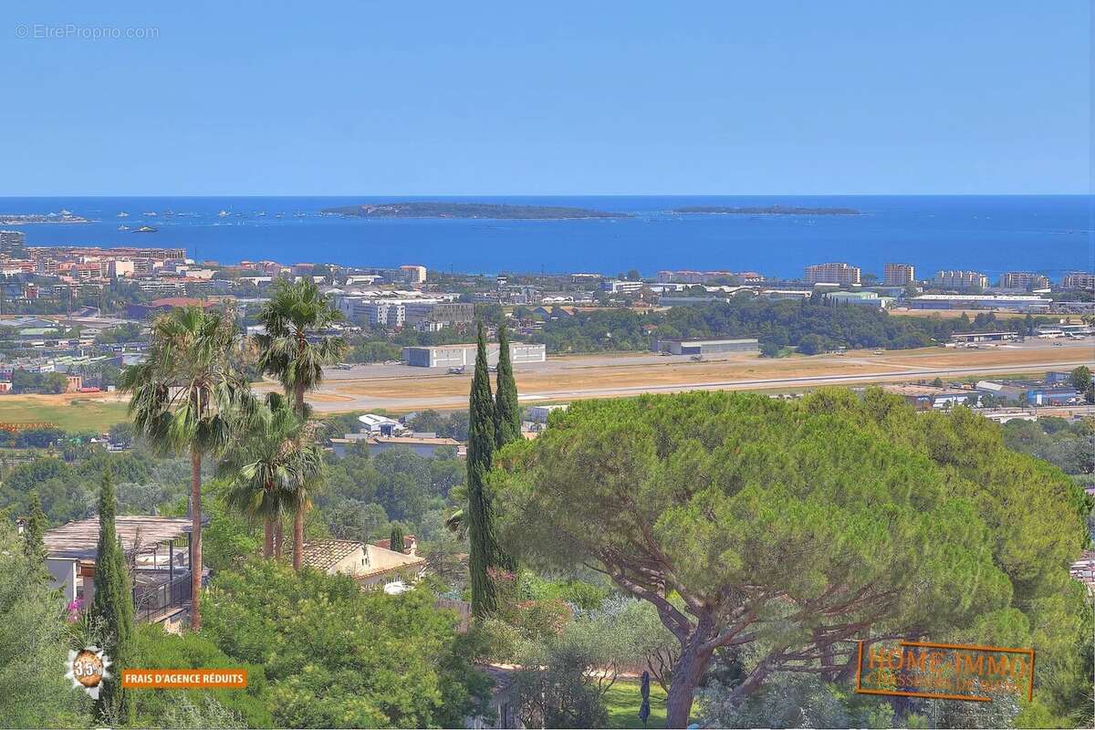 Maison à MANDELIEU-LA-NAPOULE