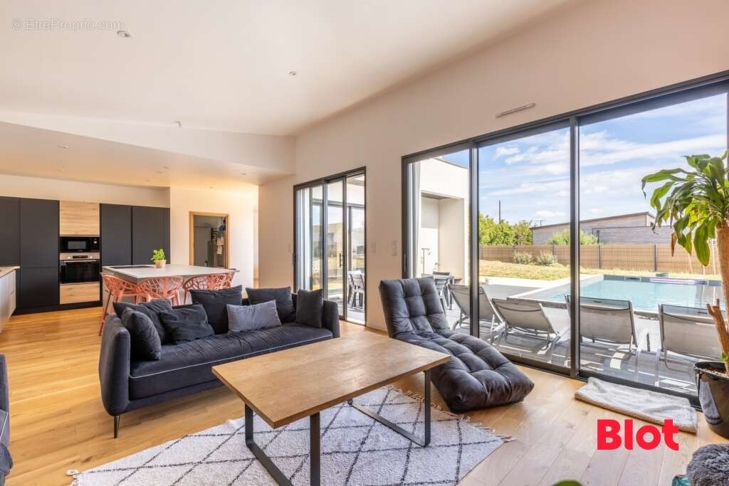 Maison à BOURGBARRE