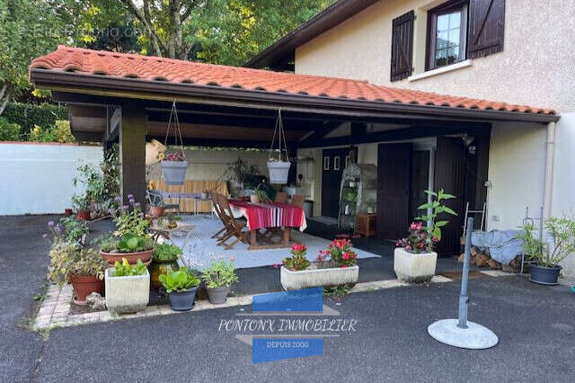 Maison à SAINT-PANDELON