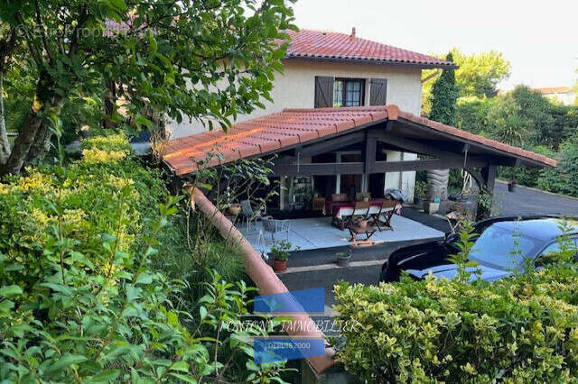 Maison à SAINT-PANDELON