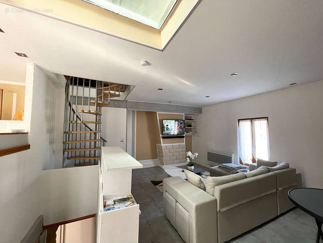 Appartement à FAVEROLLES