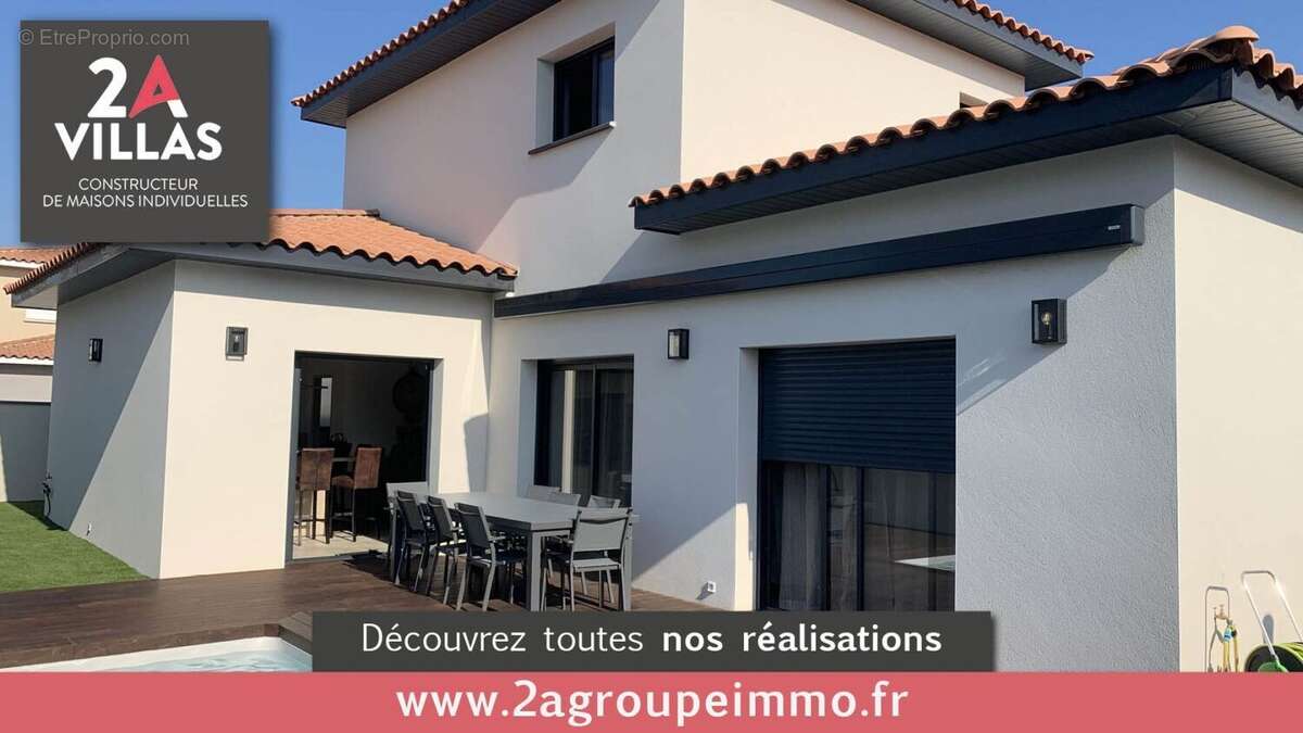 Terrain à COMBAILLAUX