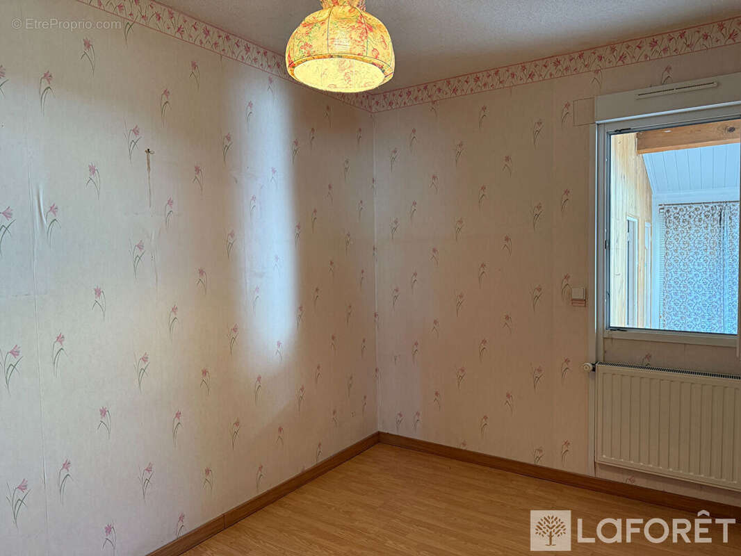 Maison à VILLEFRANCHE-D&#039;ALLIER