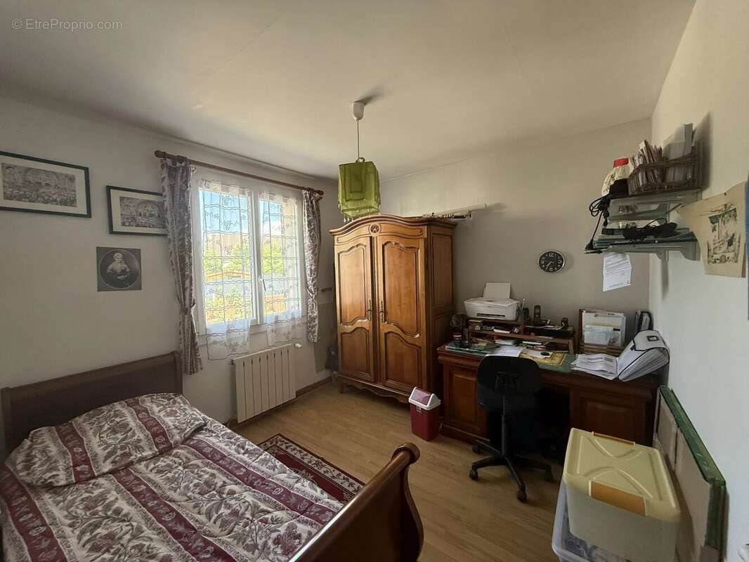 Maison à BRIENON-SUR-ARMANCON