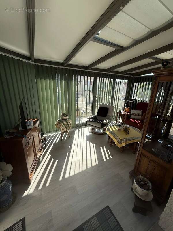 Maison à BRIENON-SUR-ARMANCON