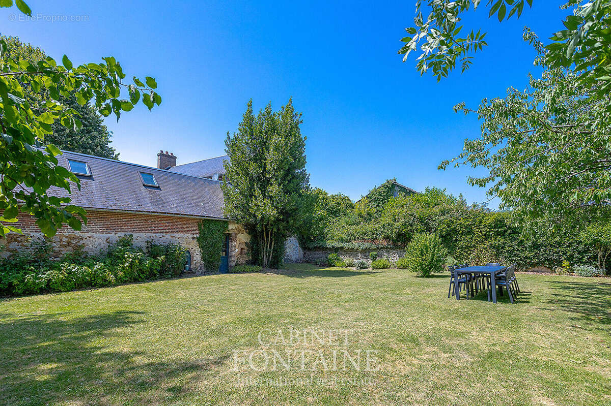 Maison à LACHAPELLE-AUX-POTS