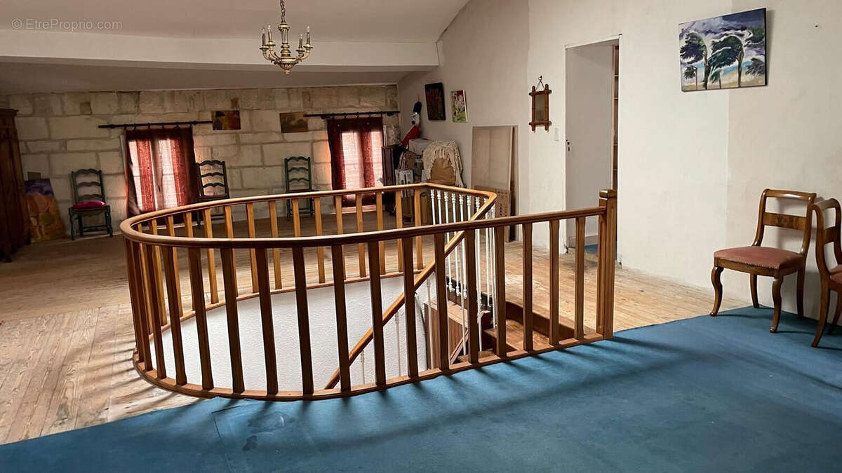 Maison à MORTAGNE-SUR-GIRONDE