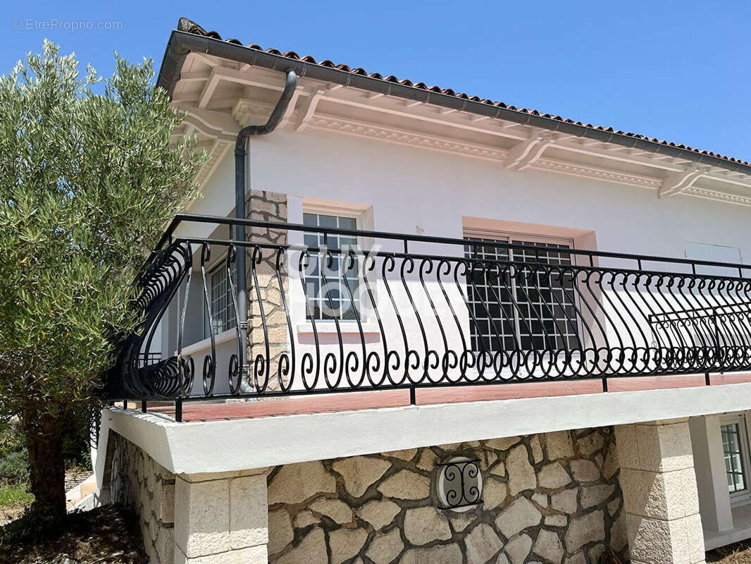 Maison à MESCHERS-SUR-GIRONDE