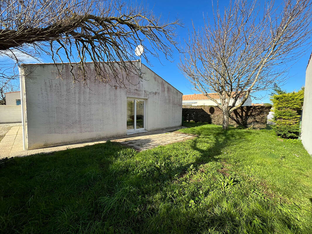 Maison à LA BREE-LES-BAINS