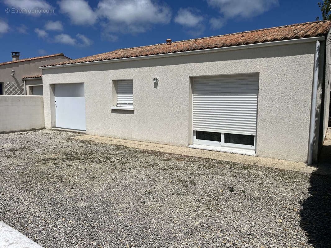 Maison à LA BREE-LES-BAINS