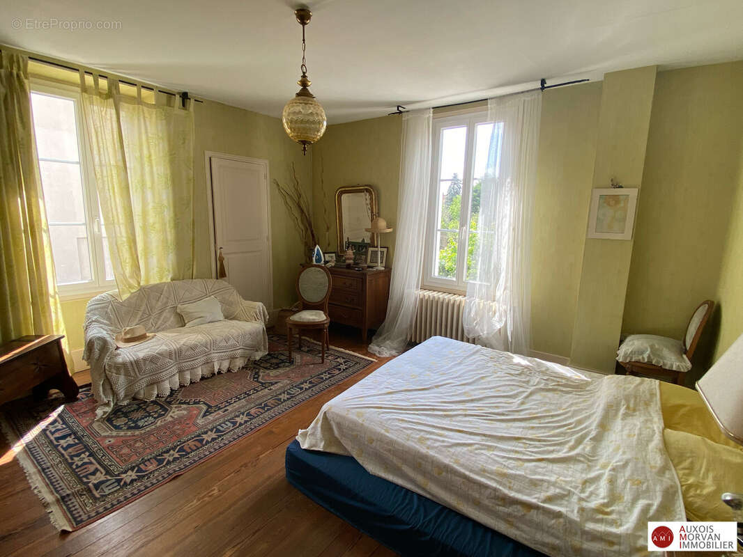 Maison à SEMUR-EN-AUXOIS