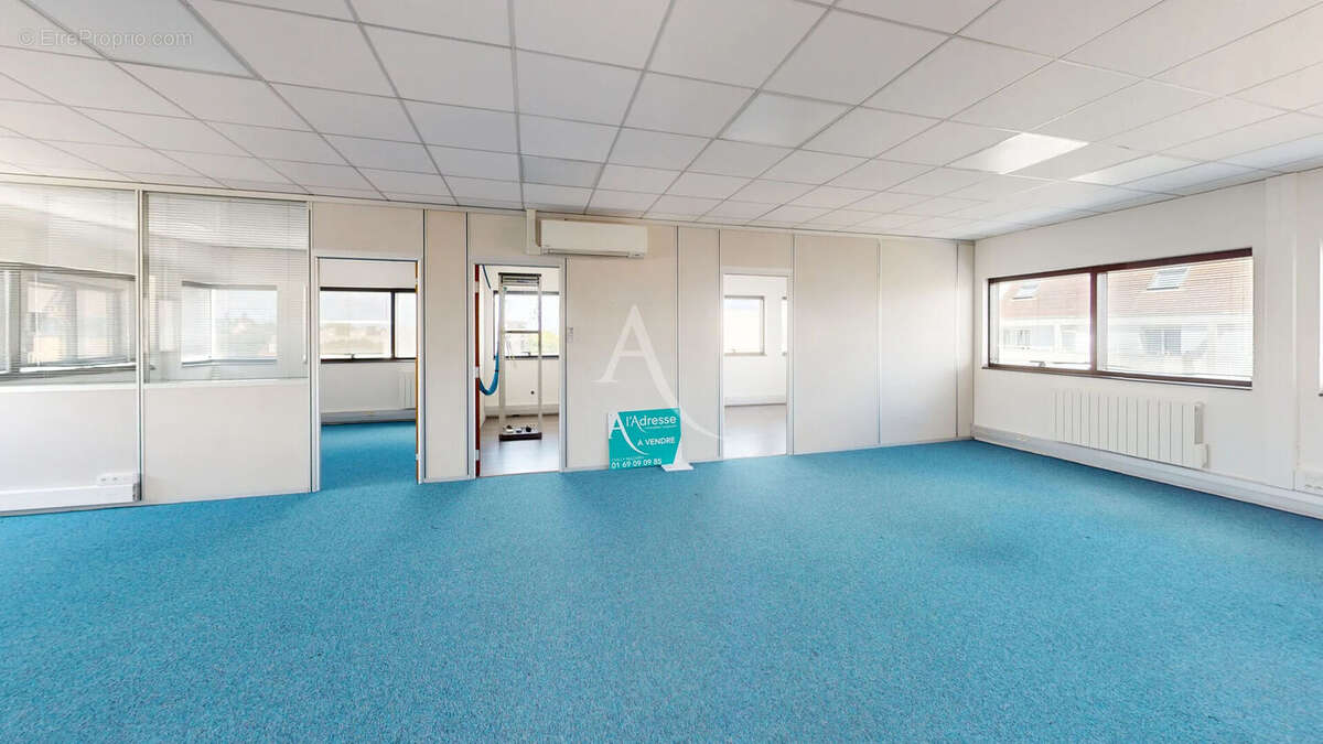 Commerce à CHILLY-MAZARIN