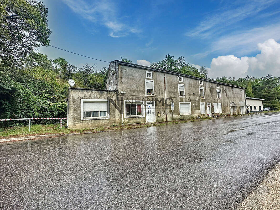 Appartement à CIRCOURT-SUR-MOUZON