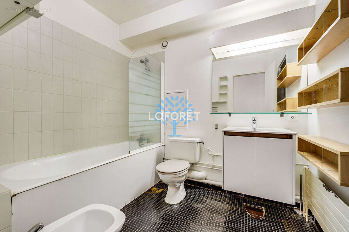 Appartement à PARIS-20E