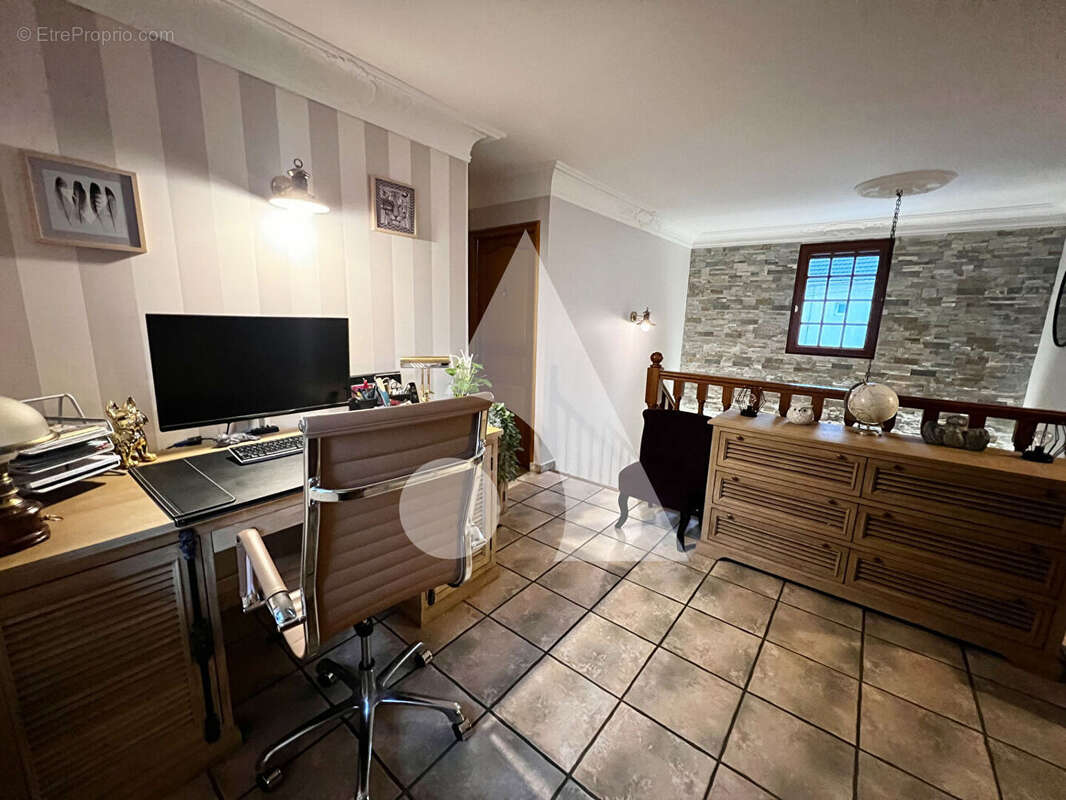 Maison à SAINT-GERMAIN-SUR-MORIN