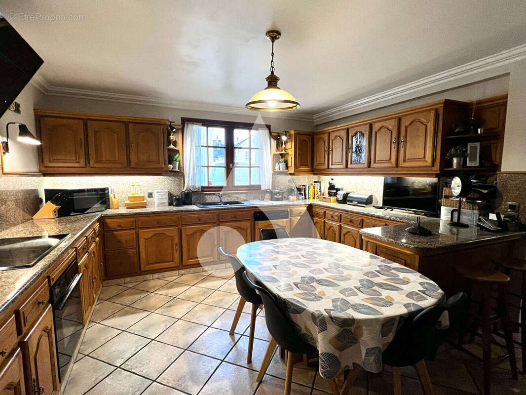 Maison à SAINT-GERMAIN-SUR-MORIN