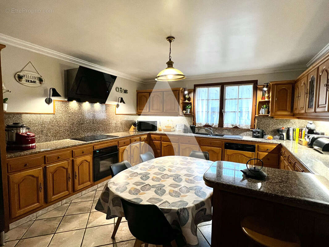 Maison à SAINT-GERMAIN-SUR-MORIN