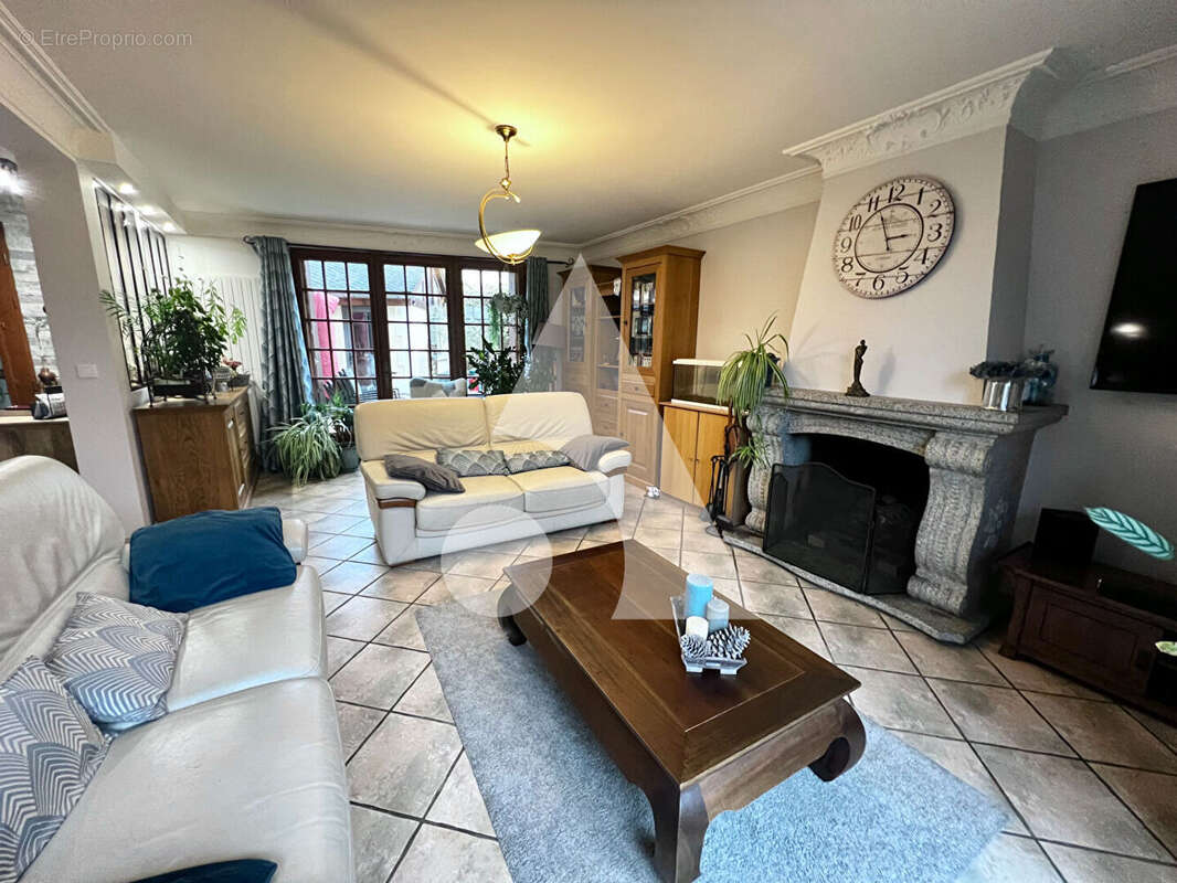 Maison à SAINT-GERMAIN-SUR-MORIN