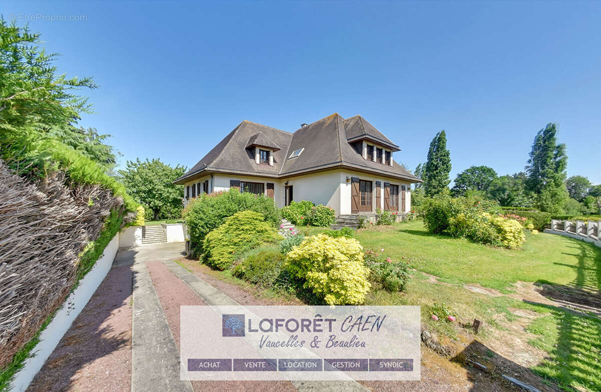 Maison à AMAYE-SUR-ORNE