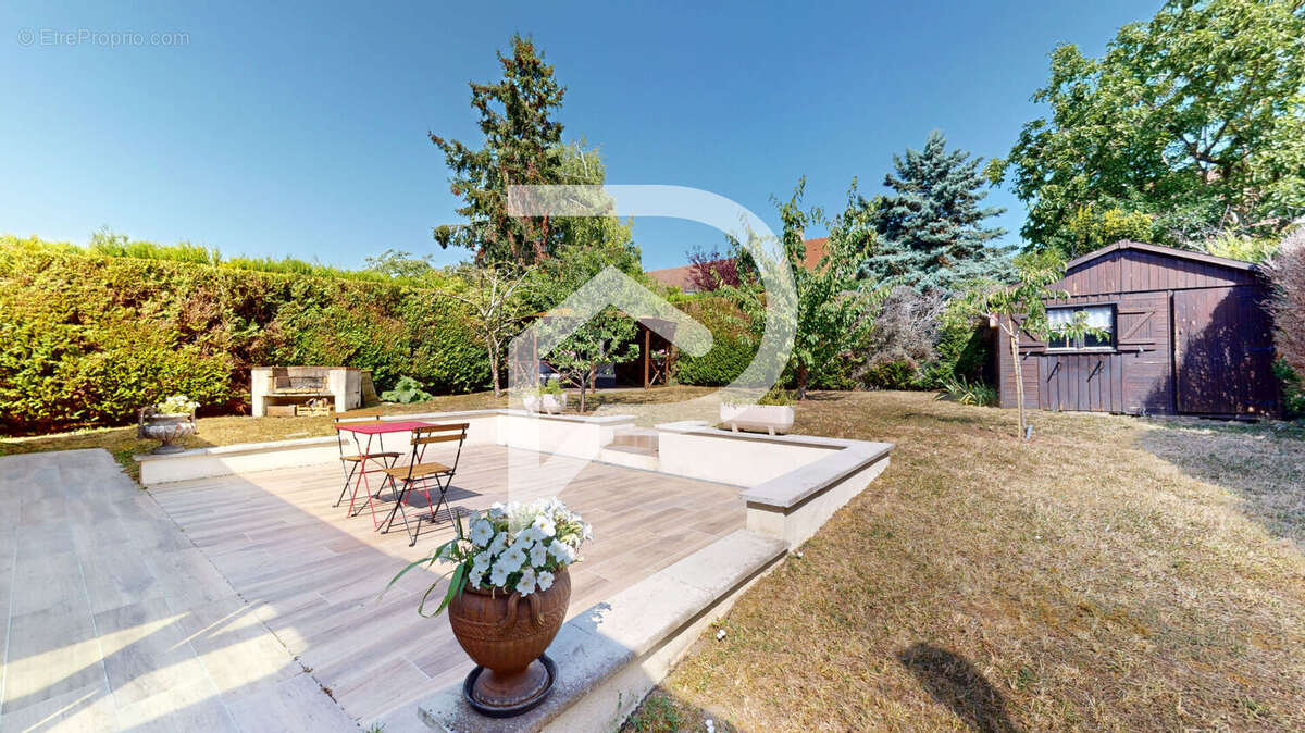 Maison à MARLY-LE-ROI