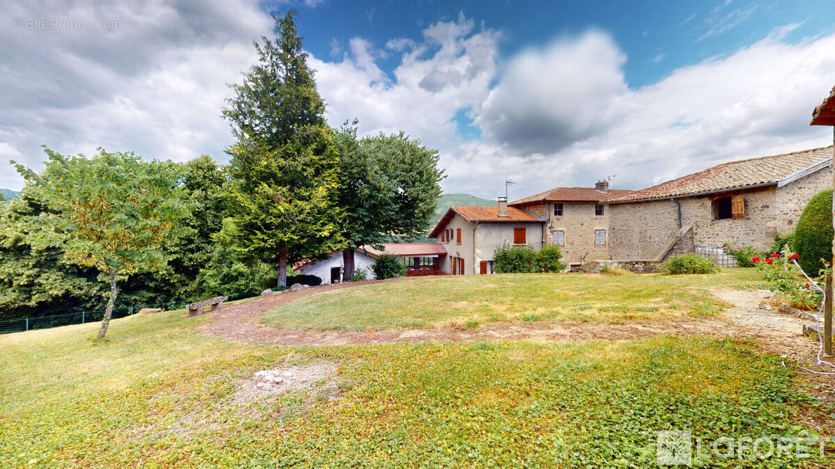 Maison à LES ARDILLATS