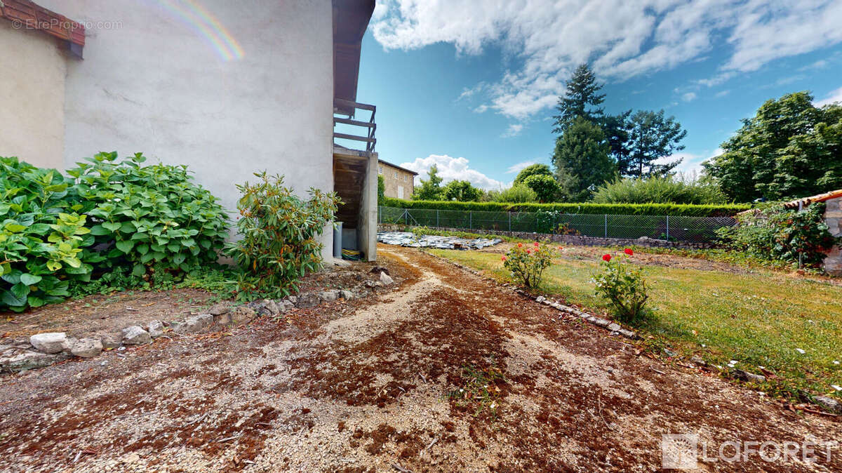 Maison à LES ARDILLATS