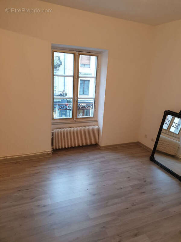 Appartement à LUXEUIL-LES-BAINS