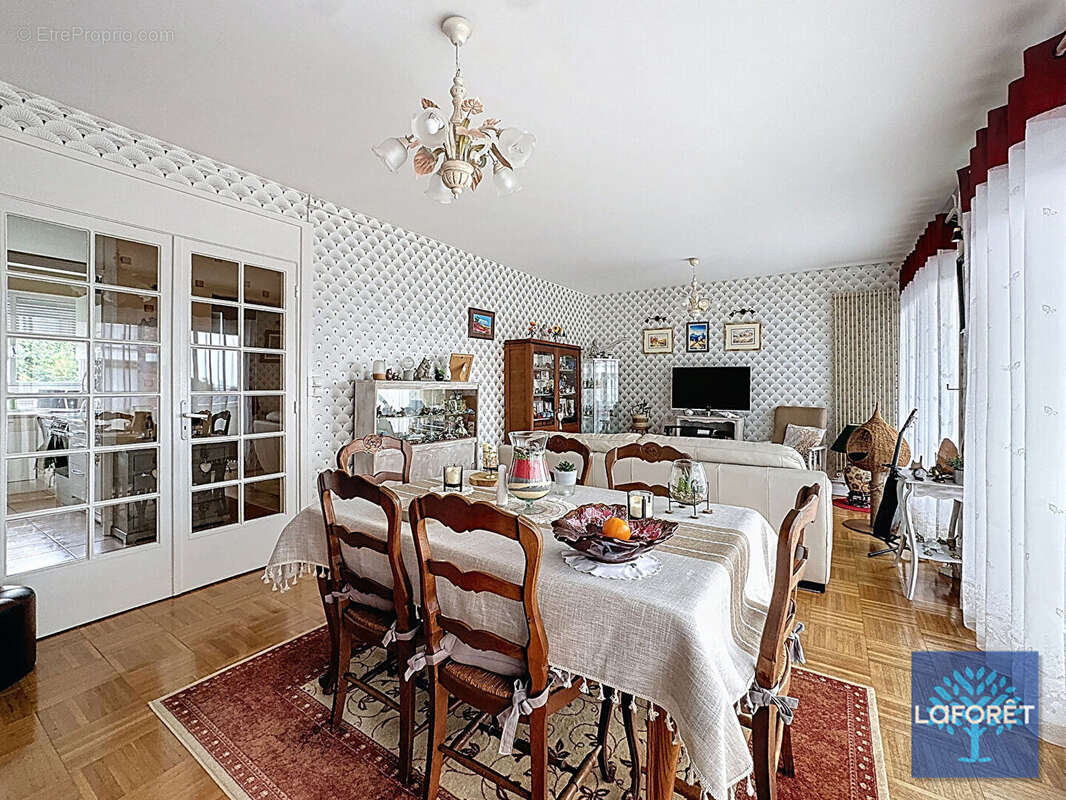 Appartement à VALENCIENNES