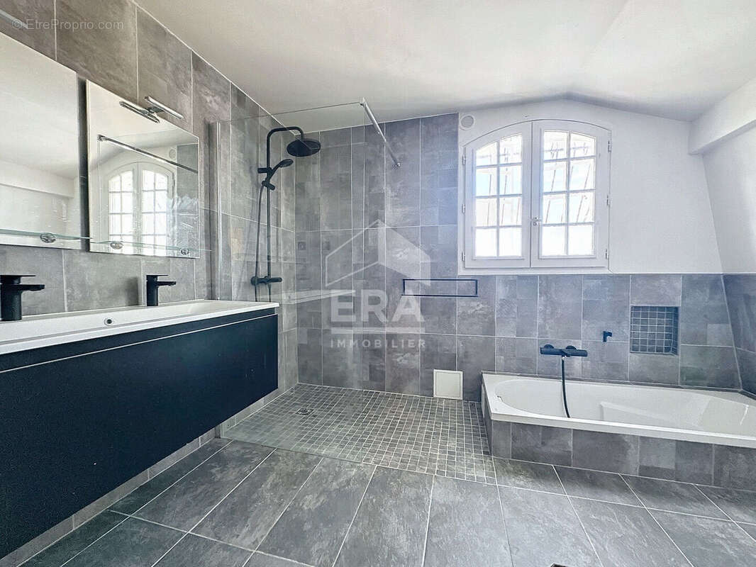 Maison à CONFLANS-SAINTE-HONORINE