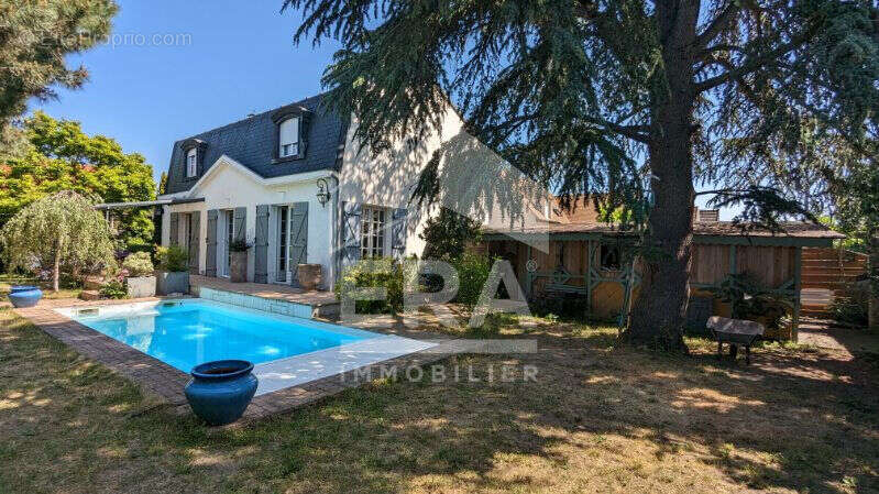 Maison à CONFLANS-SAINTE-HONORINE